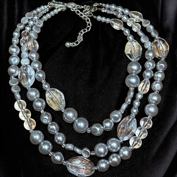 Chico’s Vintage signed Elegant Silver & Pearl Multi-Strand Necklace 16” 18” 20” - Picture 1 of 6